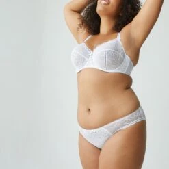 Slip Star White Luccia 7 Slip Star White Luccia -BESTFORM BOUTIQUE BL02409 016 WEB 31 ba256f8d d5fb 48e9 9a76 6e0ef3b60b3e