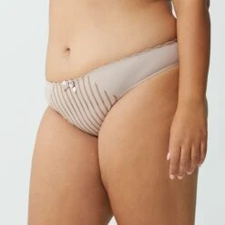 Slip Beige Noisette Stockholm 7 Slip Beige Noisette Stockholm -BESTFORM BOUTIQUE BL02446 042 WEB 1 39d948f6 3ba2 48e0 9e72 0180f603ddb6