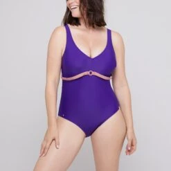 Maillot Une Pièce Sans Armatures Violet MADDELANA 5 Maillot Une Pièce Sans Armatures Violet MADDELANA -BESTFORM BOUTIQUE BS74416 082 WEB 11